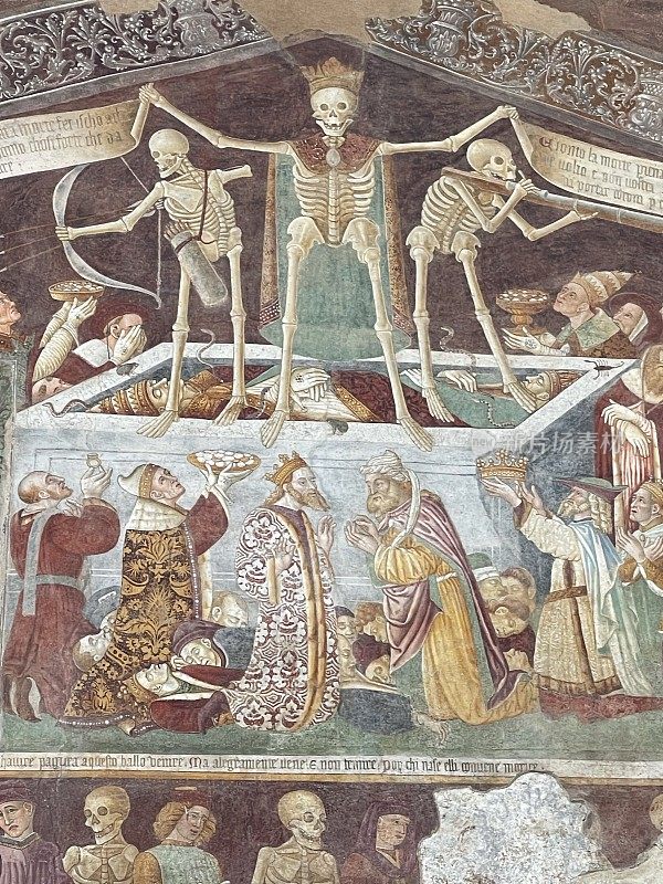 胜利和死亡的可怕之舞，在中世纪的壁画中，在贝加莫的Val Seriana的Clusone。